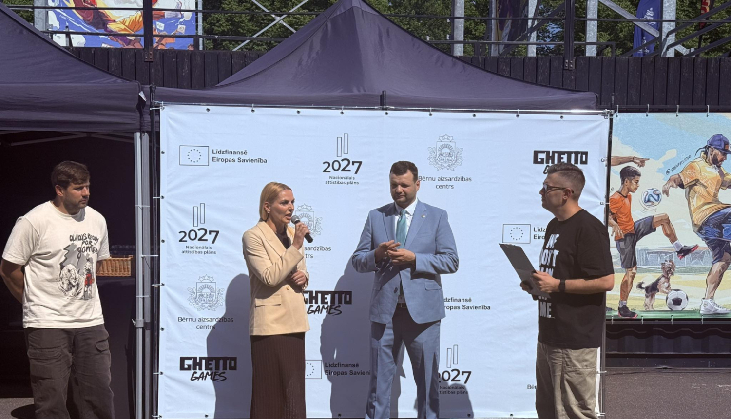 Preses konferences kopbilde