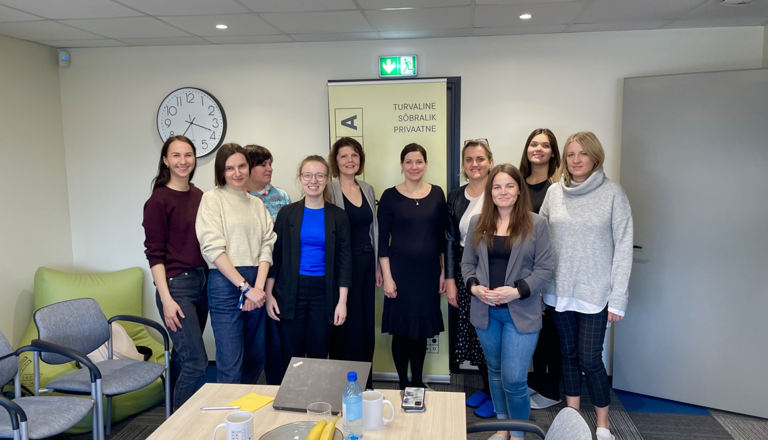 Latvijas Bērna mājas speciālisti pieredzes apmaiņā viesojas līdzīgā projektā Pērnavā